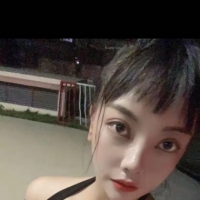 爱健身的小妹妹